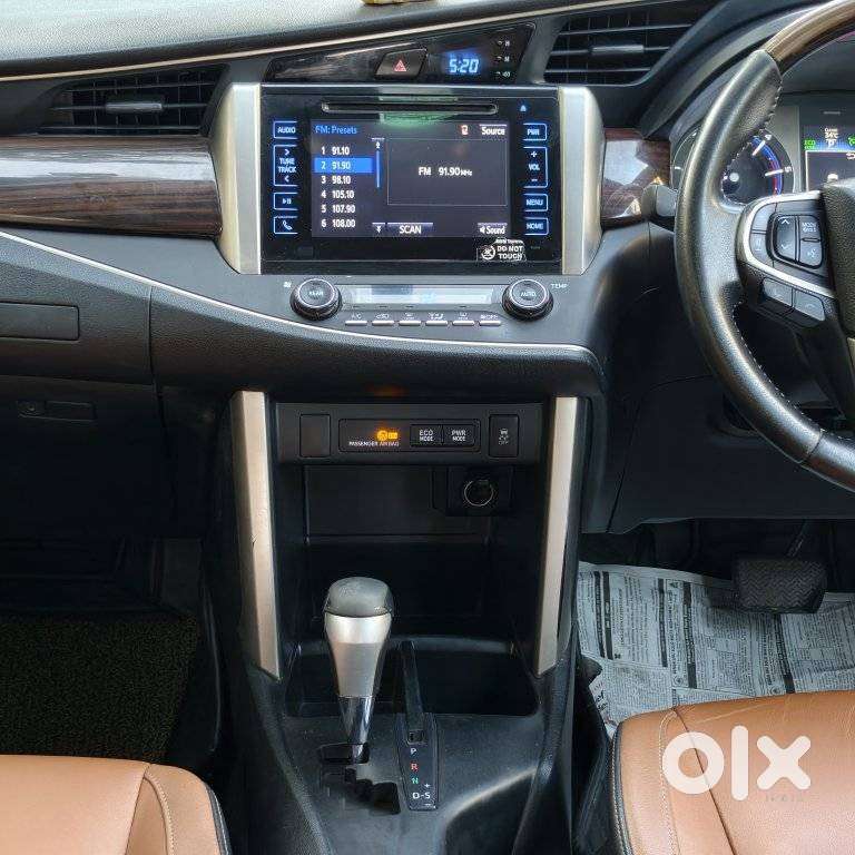 Toyota Innova Crysta 2.8 Z, 2016, Diesel
