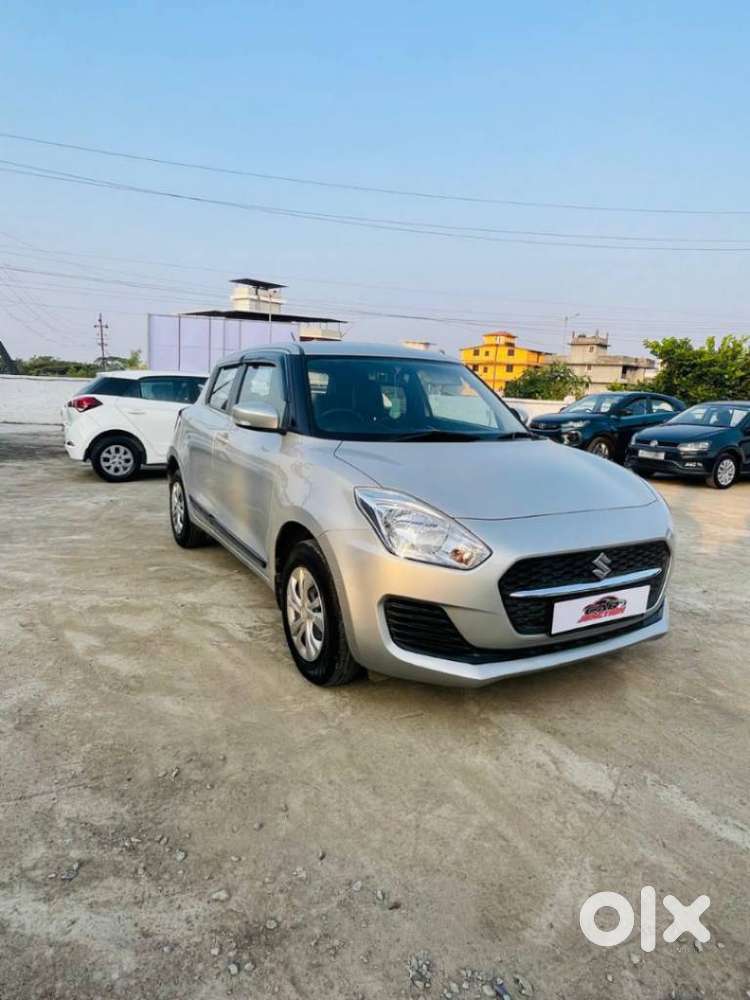 Maruti Suzuki Swift Vxi Optional, 2022, Petrol