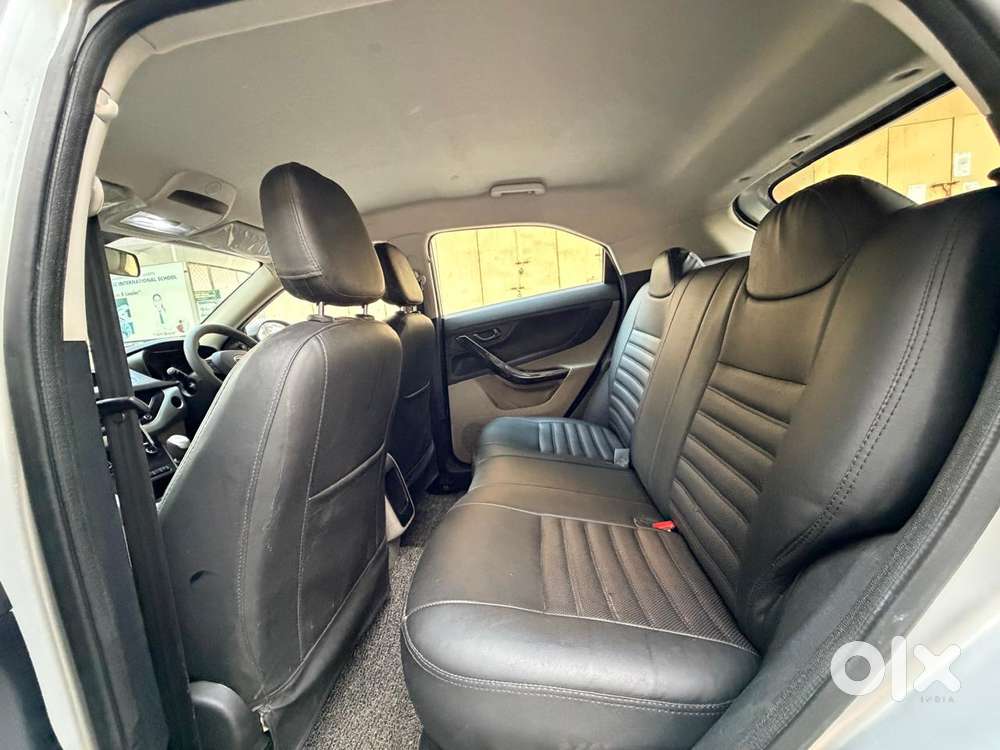 Tata Nexon, 2018, Petrol