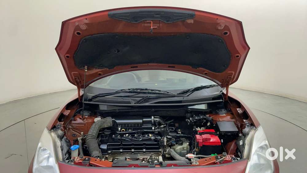 Maruti Suzuki Dzire 1.2 Vxi Amt, 2017, Petrol