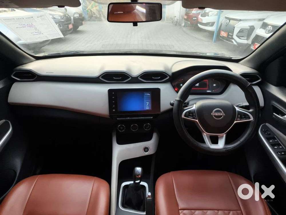 Nissan Magnite 1.0 Xv, 2024, Petrol