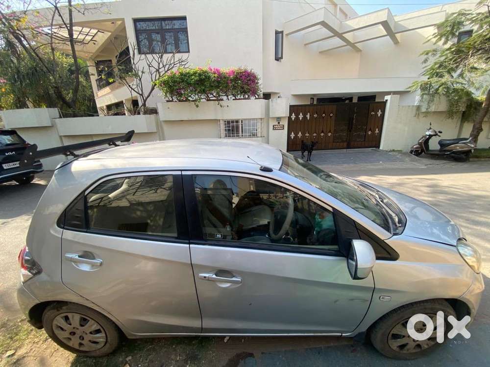Honda Brio 2012 Petrol Well Maintained