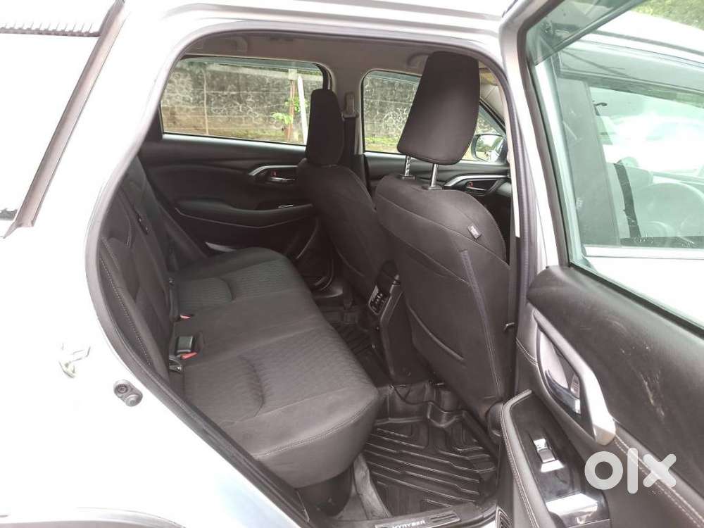 Toyota Urban Cruiser Hyryder 1.5 G E-cng, 2023, Petrol