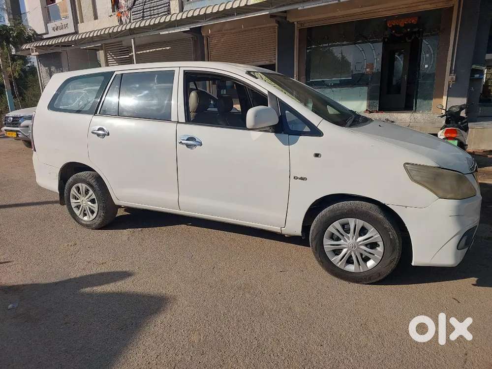 Toyota Innova 2013 Diesel Well Maintained