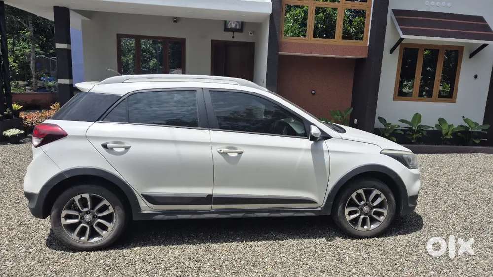 Hyundai I20 Active 2017 Petrol 62000 Km Driven
