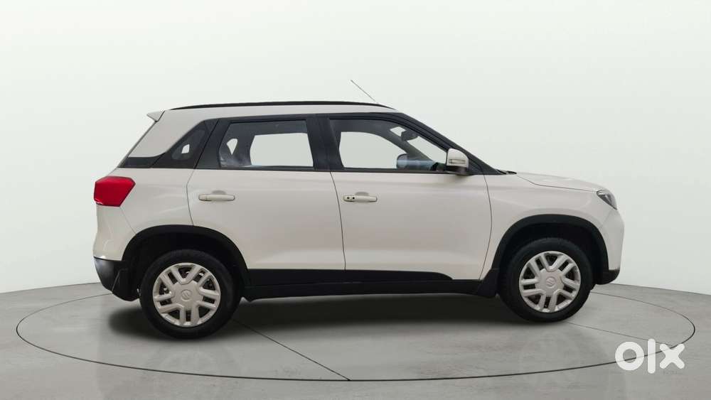Maruti Suzuki Vitara Brezza 1.5 Vxi At, 2021, Petrol