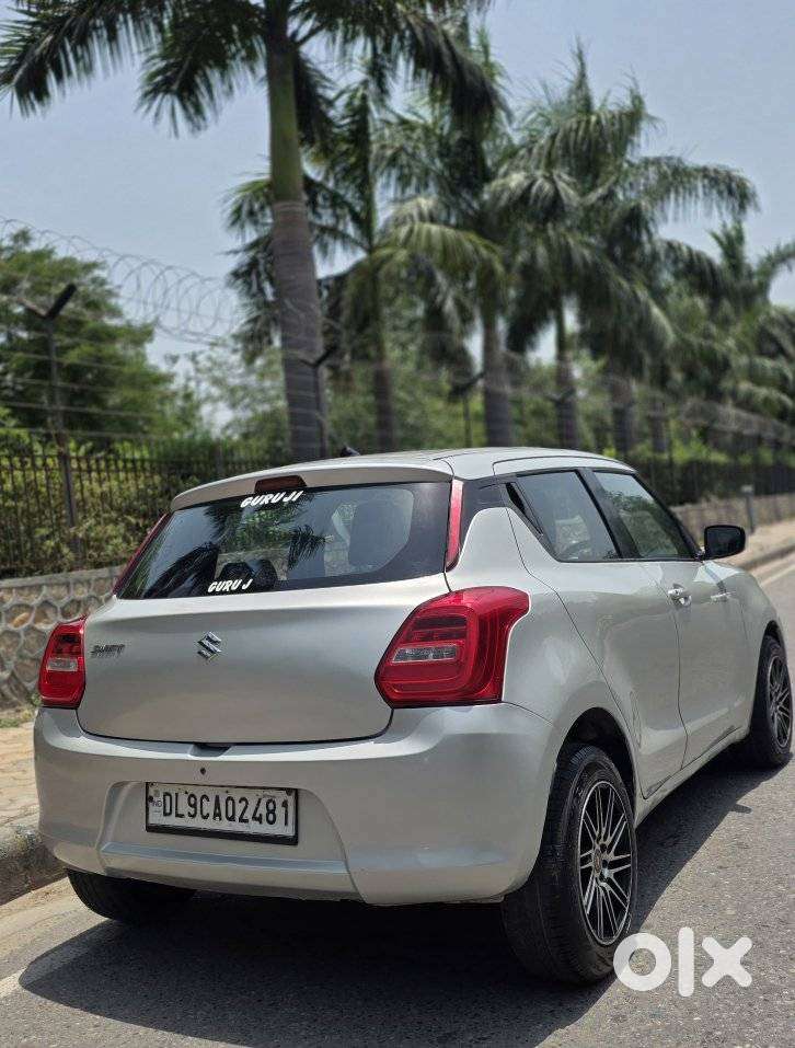 Maruti Suzuki Swift Zxi Plus Amt Dual Tone, 2018, Petrol