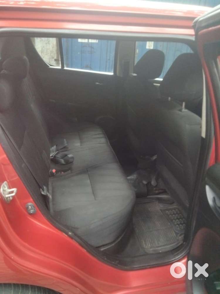 Maruti Suzuki Swift Vdi (o), 2013, Petrol