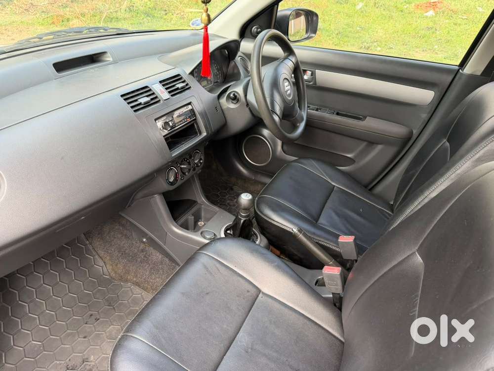 Maruti Suzuki Swift 1.3 Vxi, 2007, Petrol