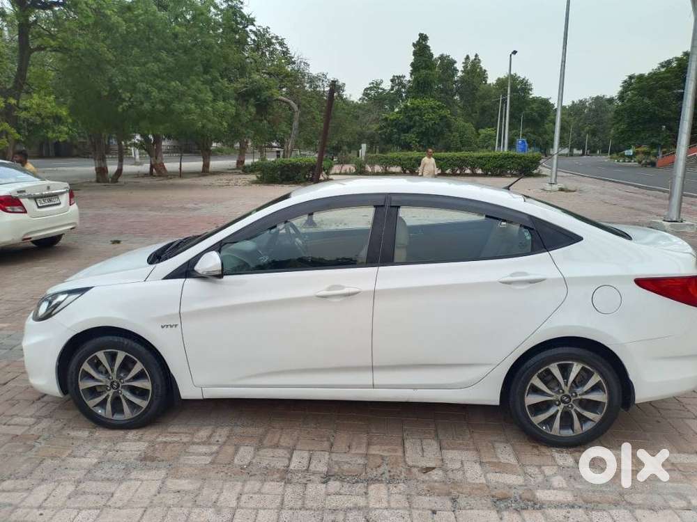 Hyundai Verna 1.6 Sx Vtvt At, 2014, Petrol