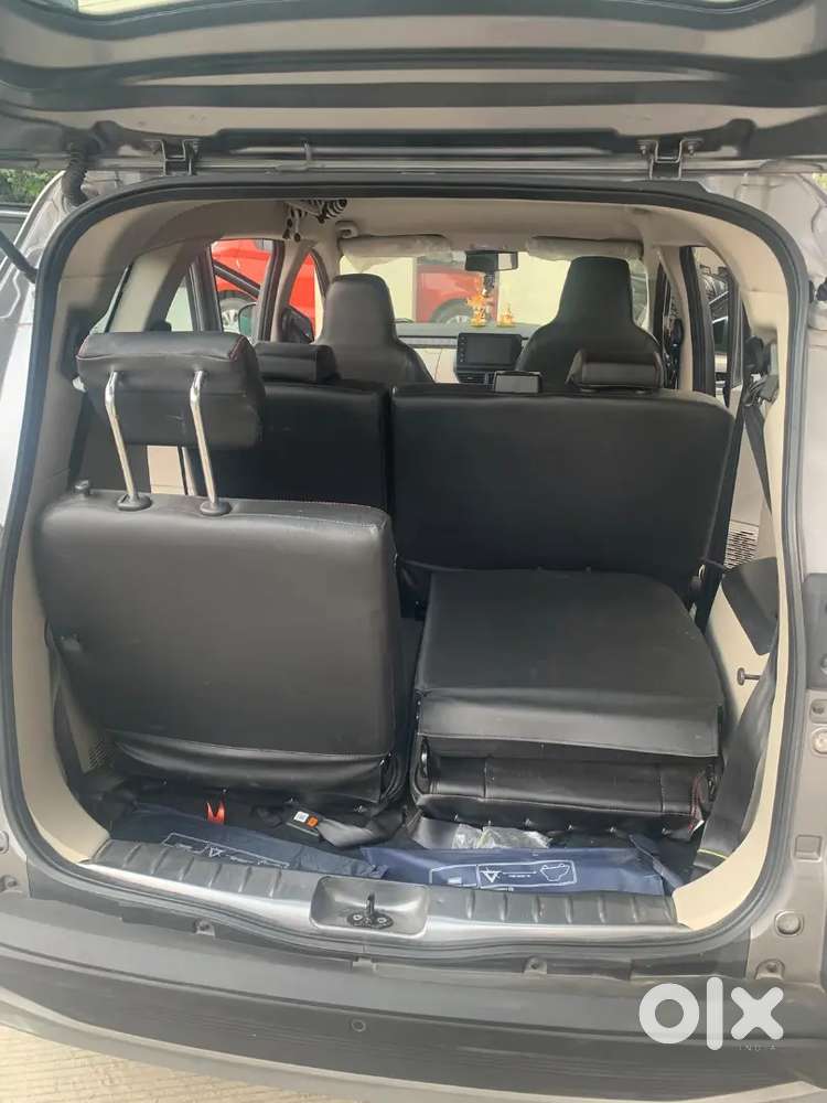 Renault Triber Petrol Automatic 2025 Topend Model Car