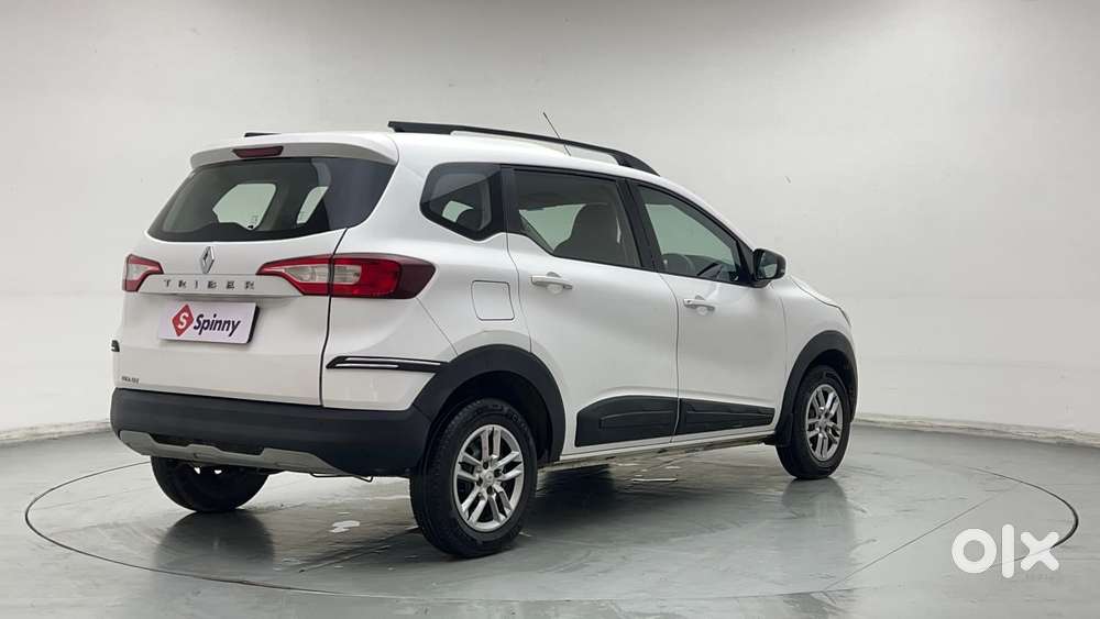 Renault Triber Rxt, 2022, Petrol