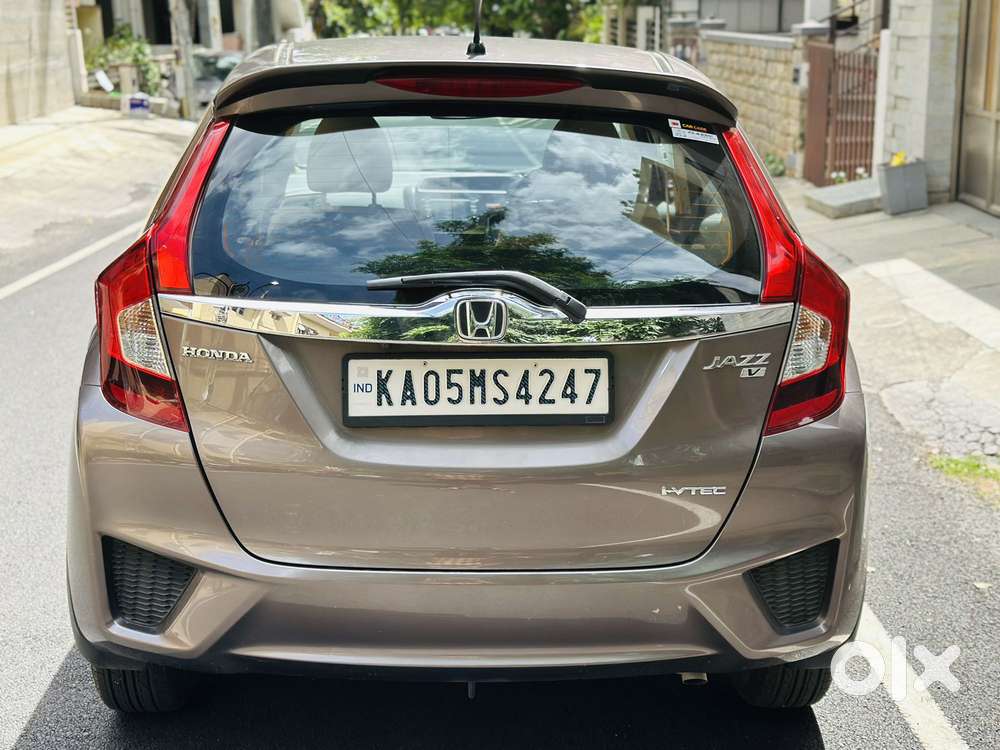 Honda Jazz V Automatic, 2015, Petrol