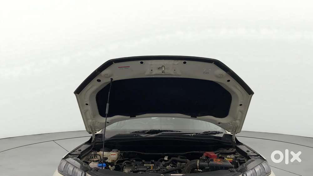 Maruti Suzuki Grand Vitara 1.5 Alpha Plus Intelligent Hybrid Ecvt, 2..