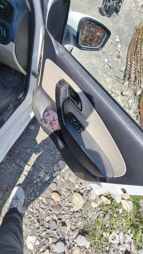 Volkswagen Polo 2013 Diesel 100000 Km Driven