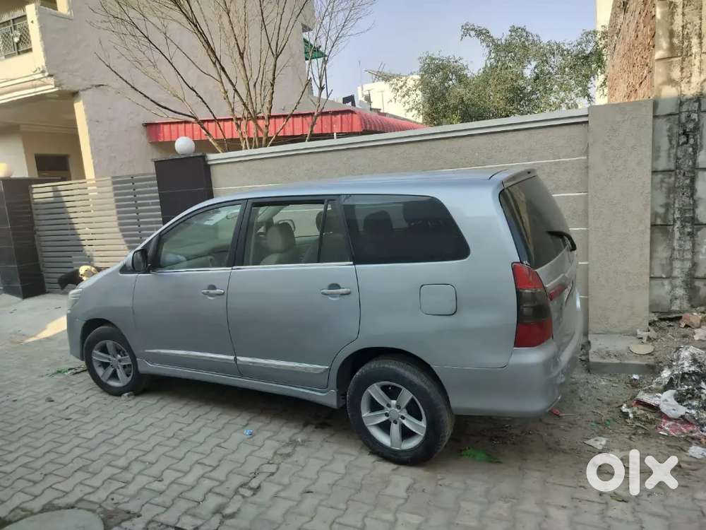 Toyota Innova 2007 Diesel 235000 Km Driven