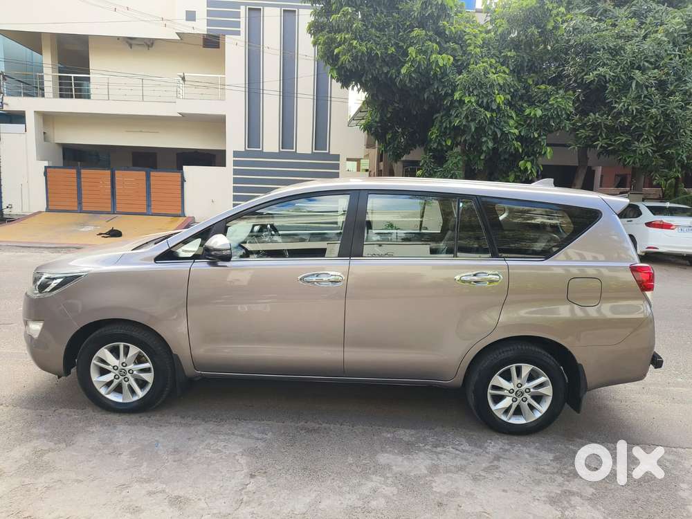 Toyota Innova Crysta 2.4 V 8 Str, 2018, Diesel