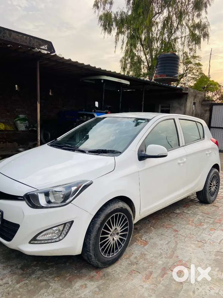 Hyundai I20 Sportz 2014