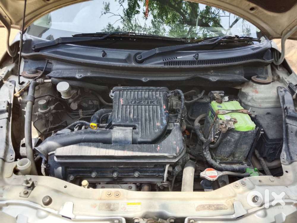 Maruti Suzuki Swift Vxi 1.2 Abs Bs-iv, 2015, Petrol