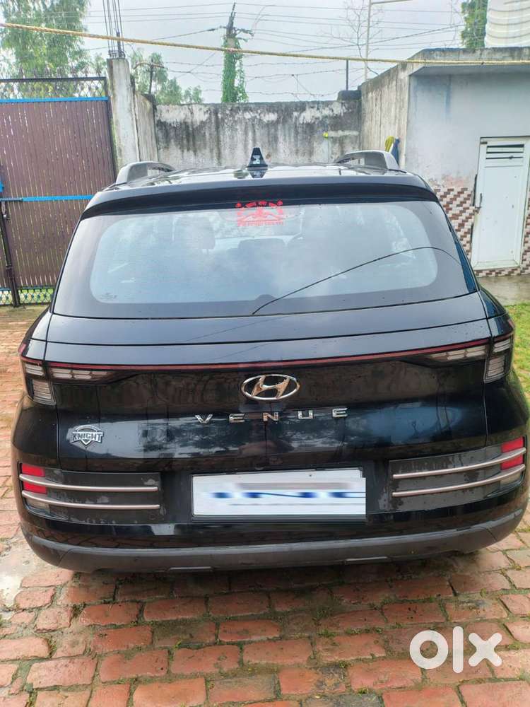 Hyundai Venue 2023 Petrol