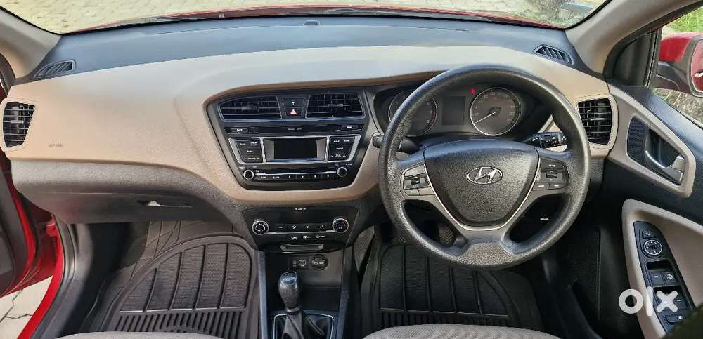 Hyundai I20 2017 Reg.petrol 74000 Km Driven