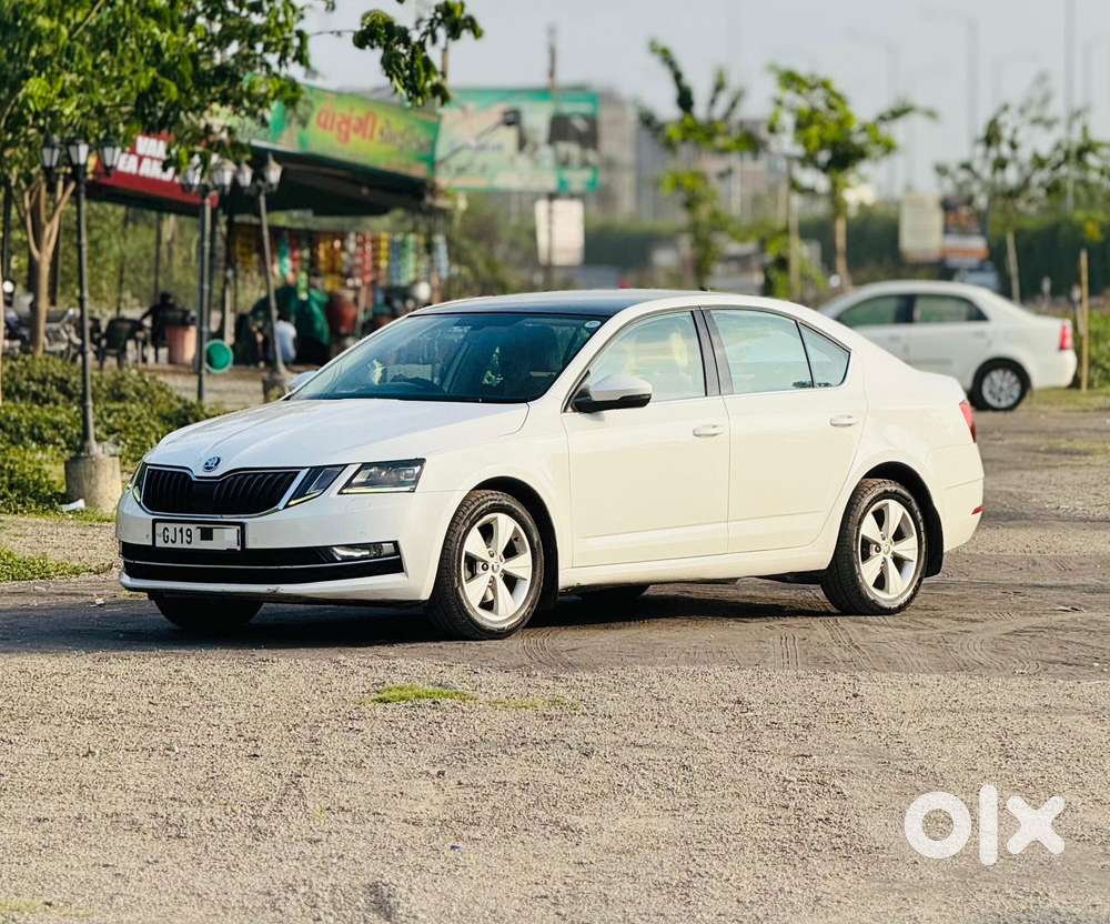 Skoda Octavia 2.0 Tdi Style Plus At, 2017, Diesel