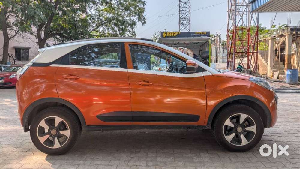 Tata Nexon 1.2 Revotron Xza Plus (o) Amt, 2018, Petrol