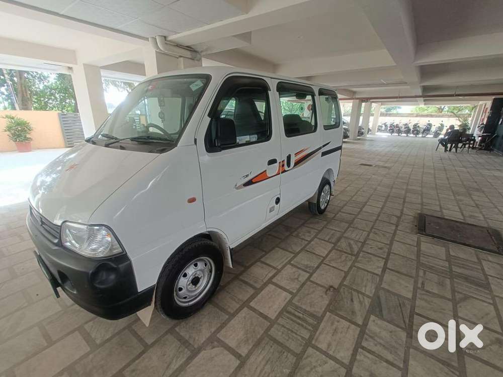 Maruti Suzuki Eeco 2022 Cng & Hybrids 37000 Km Driven