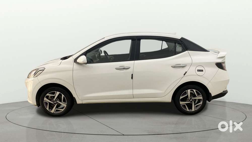 Hyundai Aura Sx Plus Automatic, 2022, Petrol