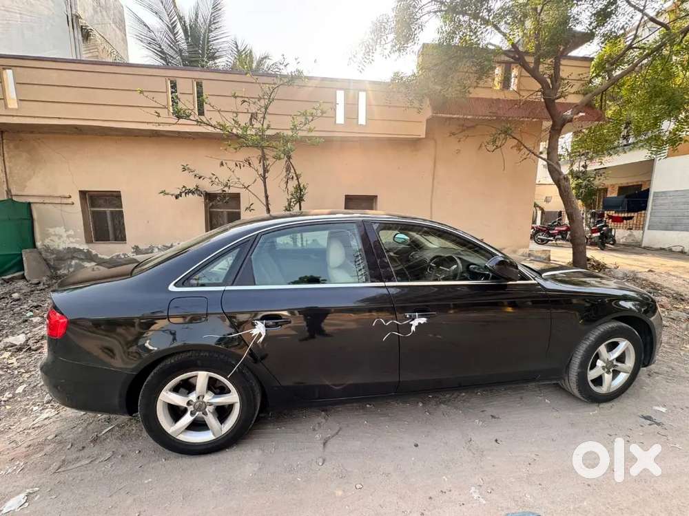 Audi A4 2012 Petrol 117000 Km Driven