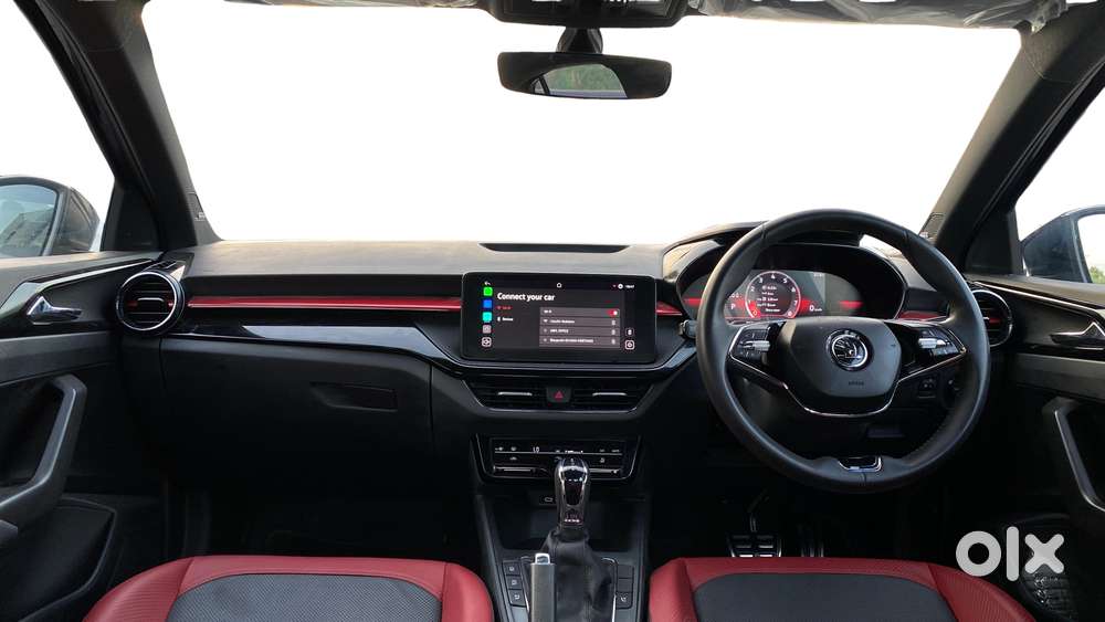 Skoda Slavia Ambition 1.0l Tsi At, 2025, Petrol