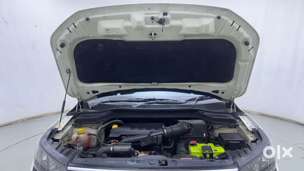 Mahindra Xuv300 1.2 W6 Amt Petrol, 2021, Petrol