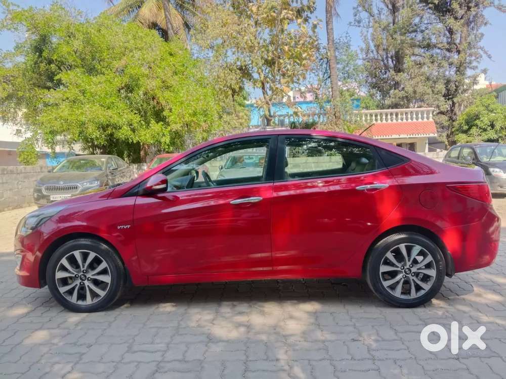 Hyundai Verna [ ] Fluidic 4s 1.6 Vtvt Sx At, 2015, Petrol