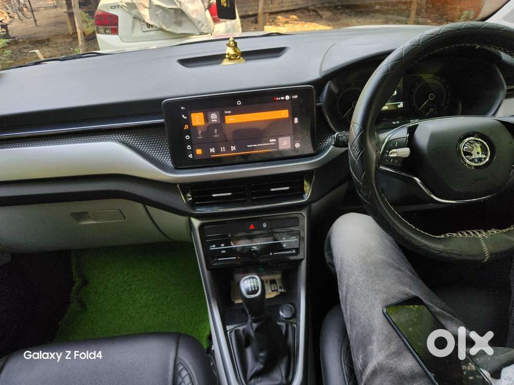 Skoda Kushaq 2022 22k Km Manual