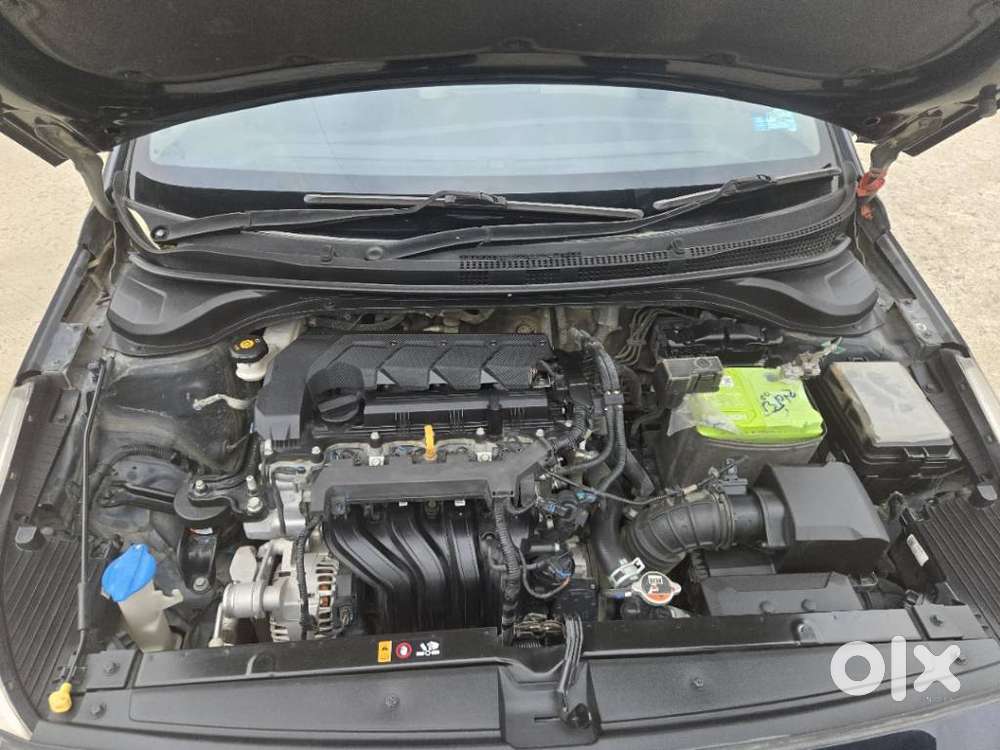 Hyundai Verna 1.5 Sx Petrol Mt, 2021, Petrol