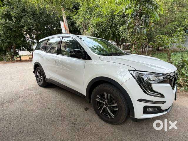 Mahindra Xuv700 Ax5 Diesel Manual 7-seater 2022  Single Owner