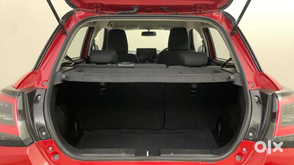 Maruti Suzuki Swift Zxi Plus Amt Dual Tone, 2025, Petrol