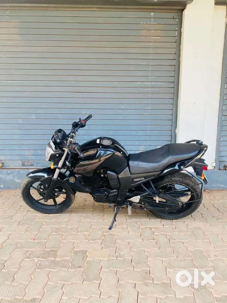 Yamaha FZ 2014 model
