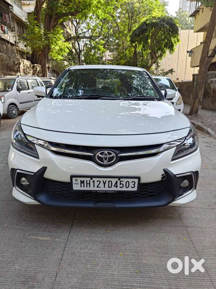 Toyota Glanza 2025 V Mt Petrol Opt Hybrid Just Run 9600 Kms