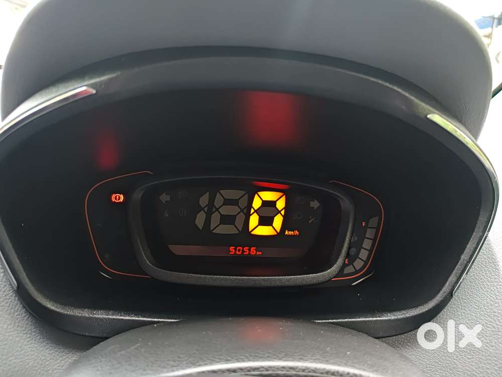 Renault Kwid 1.0 Rxt Amt, 2018, Petrol