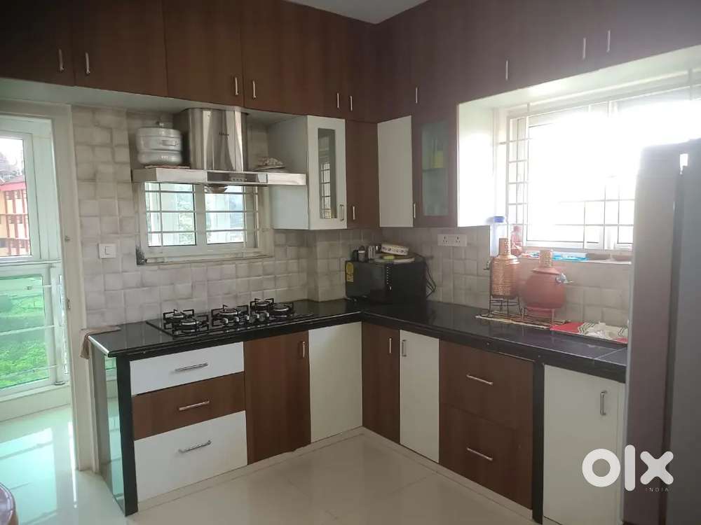 3bhk semi furnished luxury flat for sale at ladyhill near pabbas. For