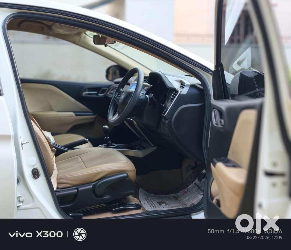 Honda City 1.5 V 4th Gen I-vtec Mt, 2023, Petrol