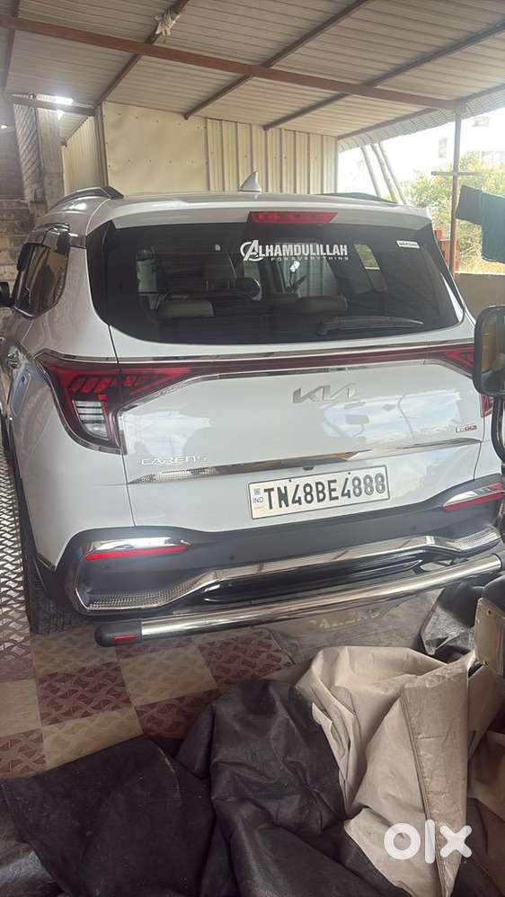 Kia Carens 2023 Petrol Well Maintained