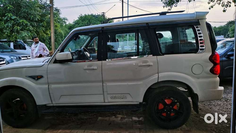 Mahindra Scorpio S10 At 4wd, 2017, Diesel