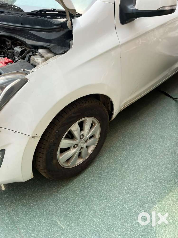 Hyundai I20 Sportz Petrol 2014 New Condition