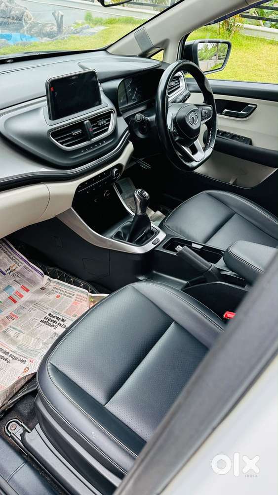 Tata Altroz Xz Plus (s), 2022, Petrol