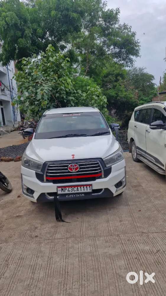 Toyota Innova Crysta Diesel 2016