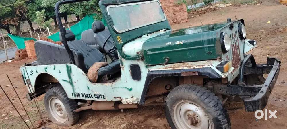 Mahindra Jeep 1994