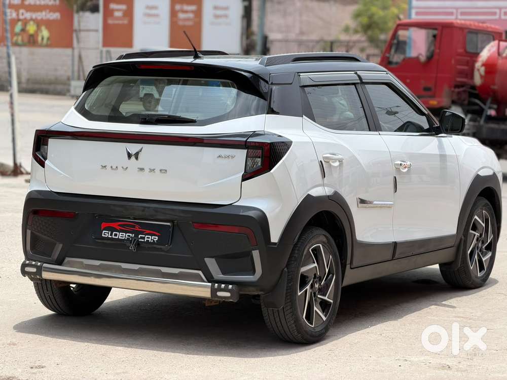 Mahindra Xuv 3xo Ax7l Petrol Mt, 2024, Petrol