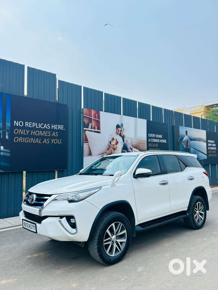 Toyota Fortuner 4x4 Manual Limited Edition, 2019, Diesel